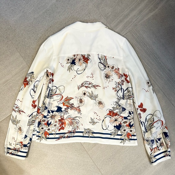 Aritzia Little Moon Floral Abelia Shirt and Pant Set - Picture 4 of 16